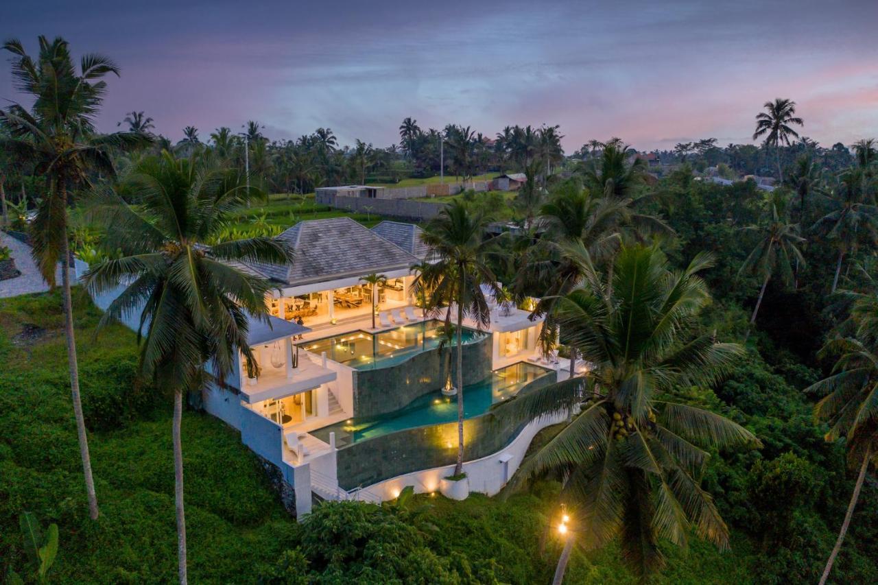 Villa New! Amazing Jungle View 4 Br W Staff Ubud